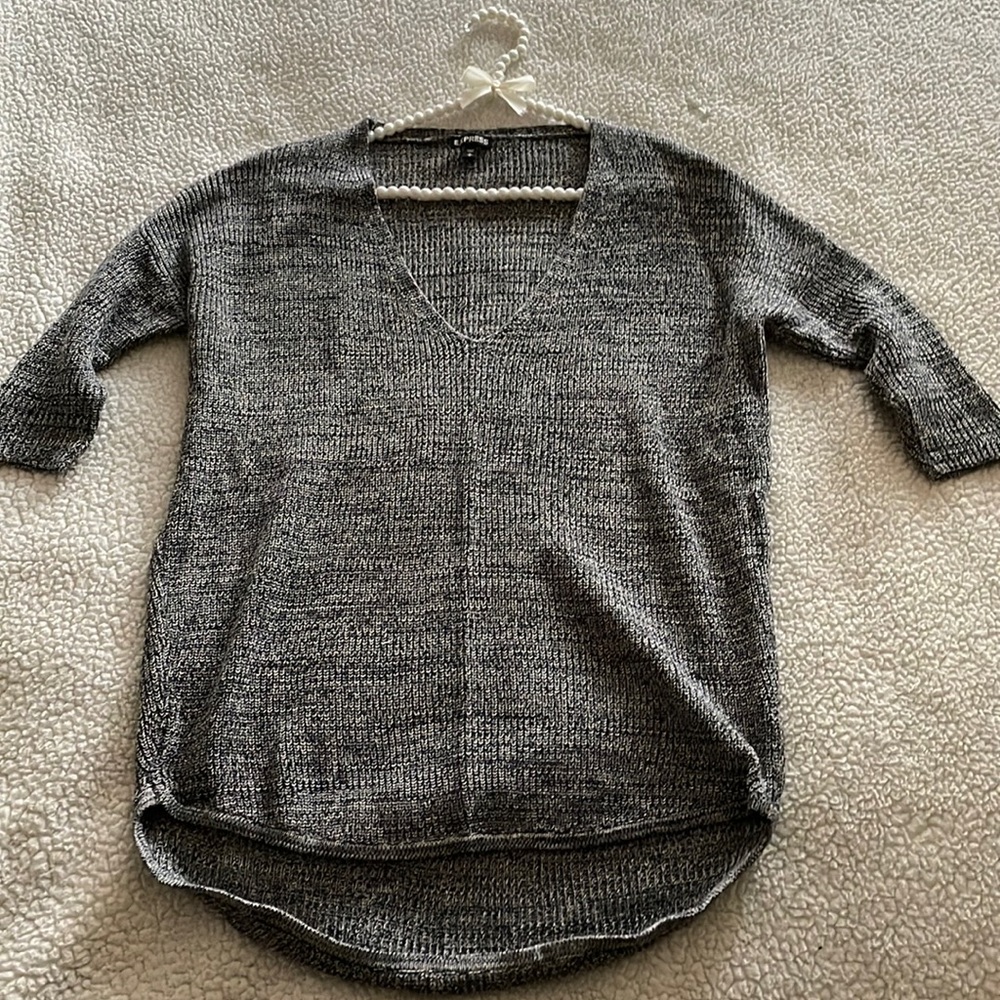 Express pullover vneck slouchy sweater with half sleeves